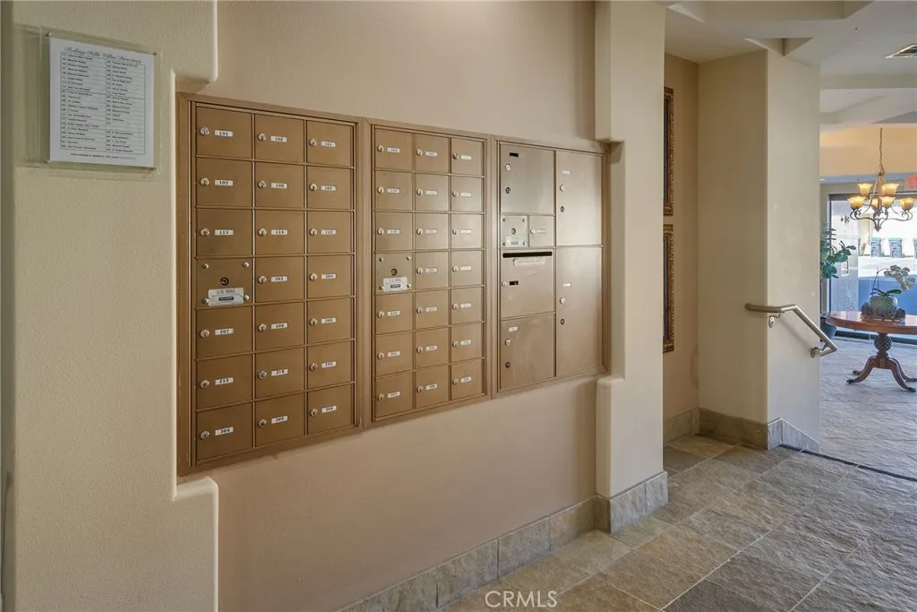 901 Deep Valley Dr 213, Rolling Hills Estates, California 90274 home-pic-36