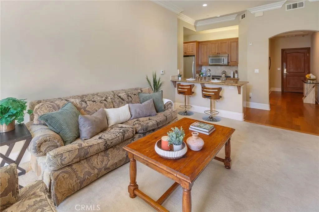901 Deep Valley Dr 213, Rolling Hills Estates, California 90274 home-pic-10
