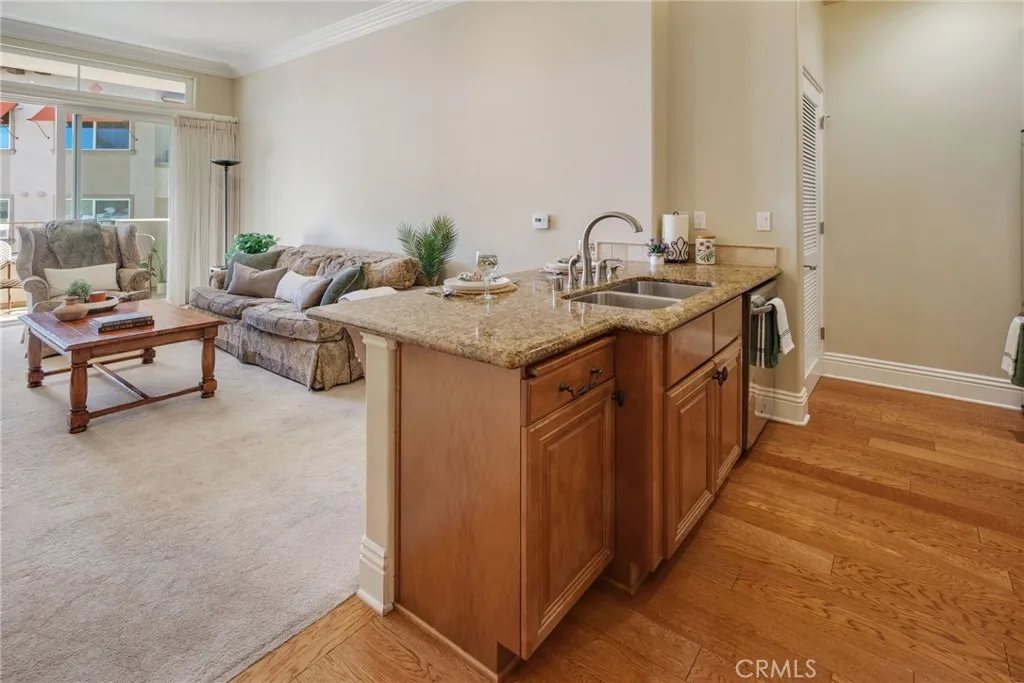 901 Deep Valley Dr 213, Rolling Hills Estates, California 90274 home-pic-15