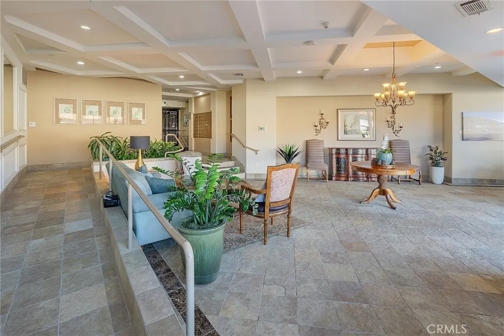 901 Deep Valley Dr 213, Rolling Hills Estates, California 90274 home-pic-34