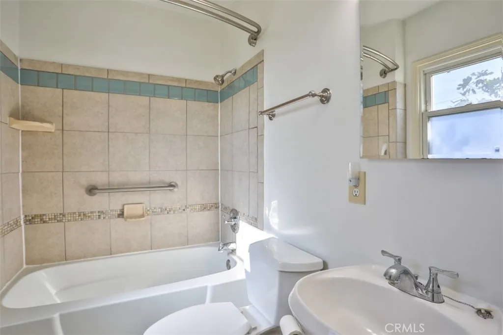 624 W Floral, Monterey Park, California 91754 home-pic-18