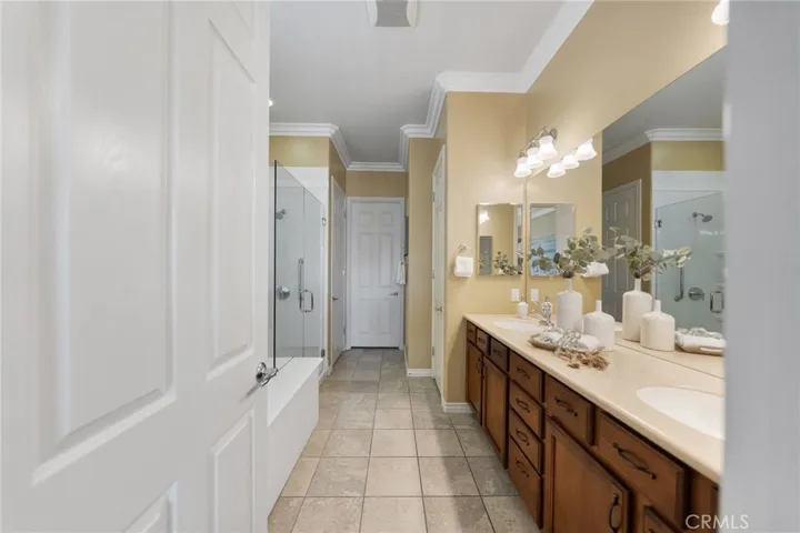 Primary bath