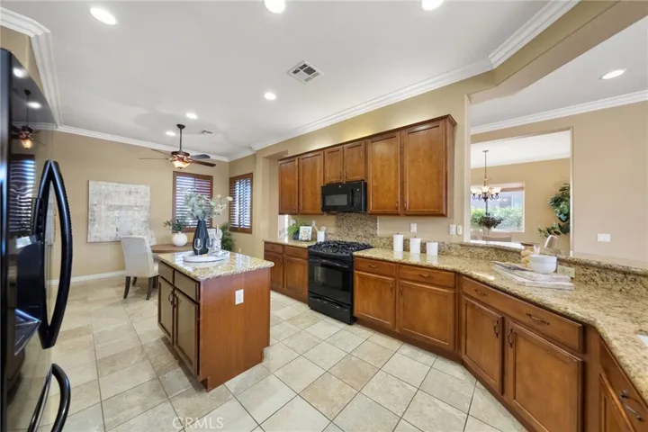 1669 Via Simpatico, Hemet, California 92545