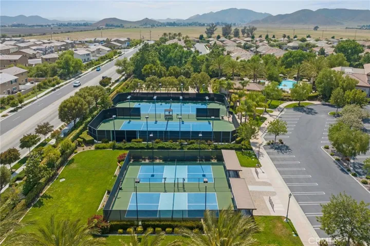 1669 Via Simpatico, Hemet, California 92545