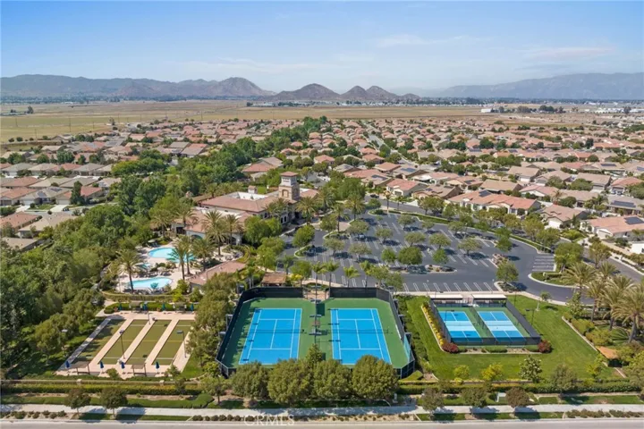 1669 Via Simpatico, Hemet, California 92545
