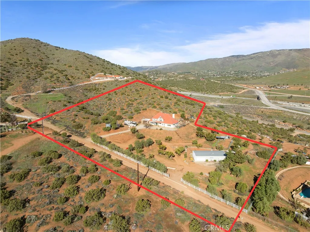 5419 Clanfield, Acton, California 93510 home-pic-2
