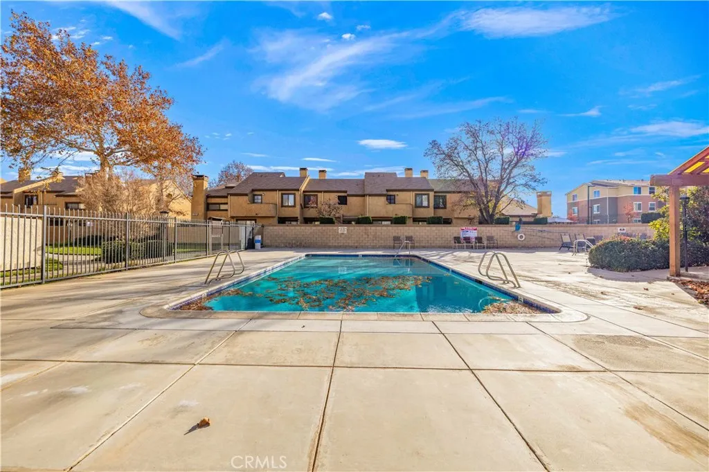 1834 E Avenue J2, Lancaster, California 93535 home-pic-29