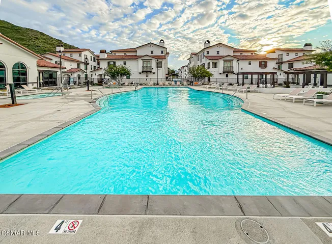 kResort Style Living5