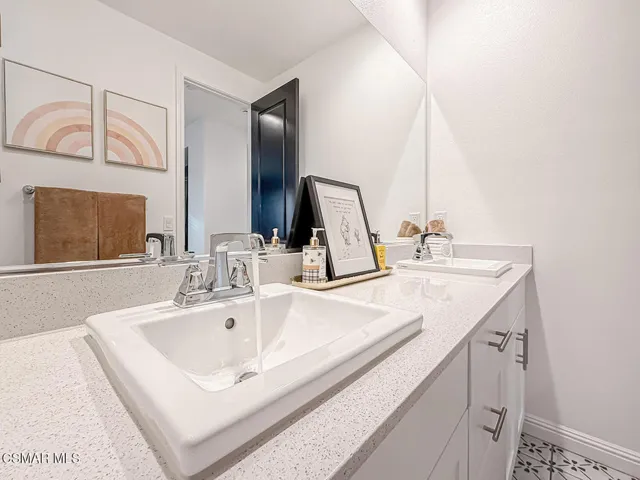 iHall Bath and Laundry2