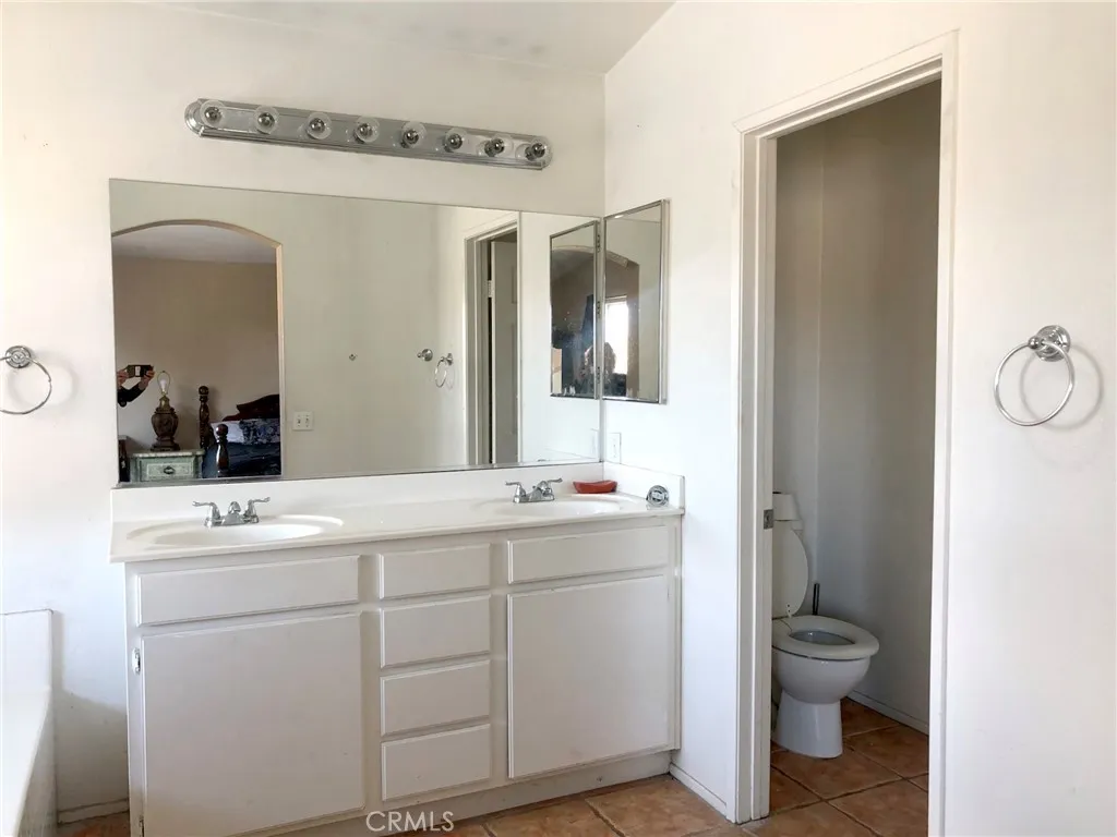 4110 Jenkins, Riverside, California 92501 home-pic-10
