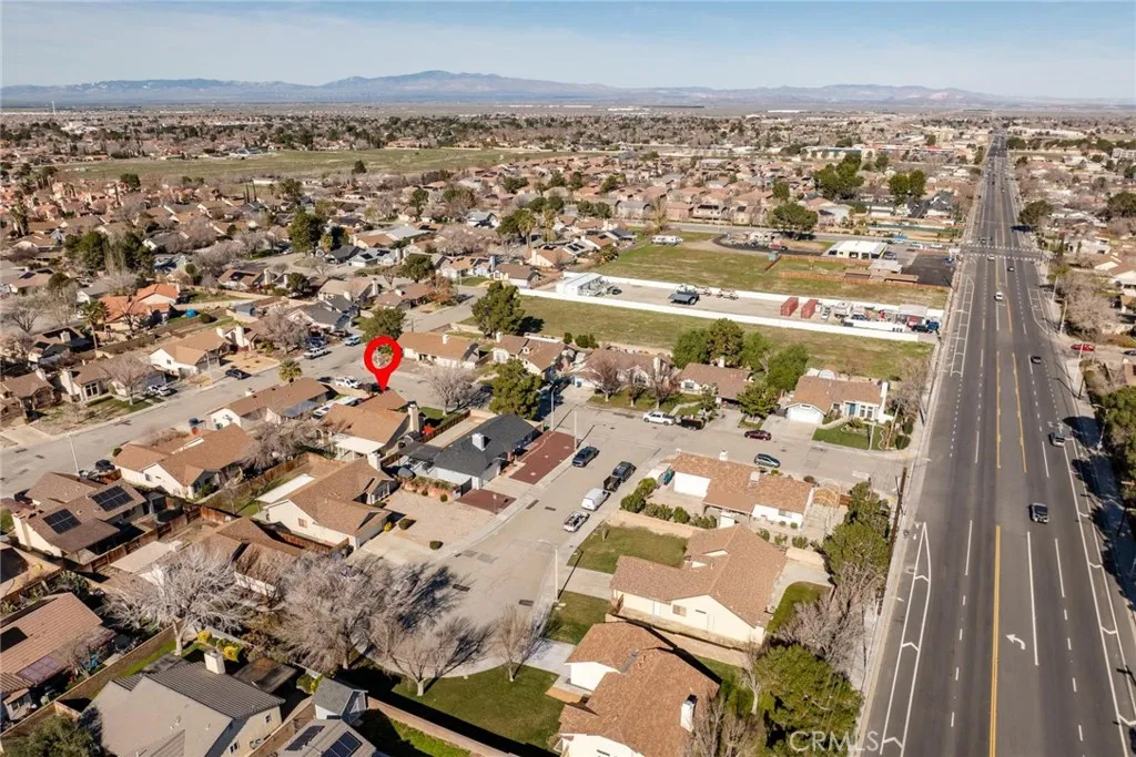 2028 W Avenue K10, Lancaster, California 93536 home-pic-29