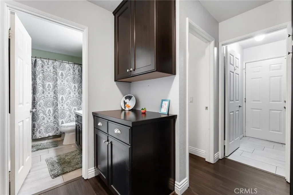 2028 W Avenue K10, Lancaster, California 93536 home-pic-16