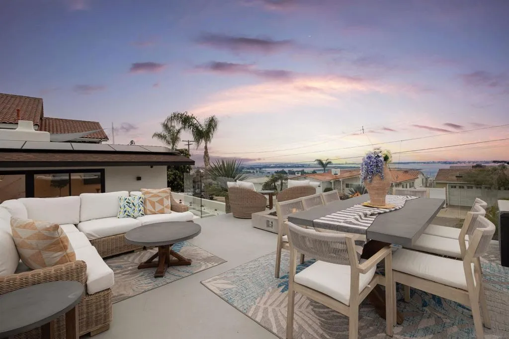 3011 Lloyd St, San Diego, California 92117 home-pic-21