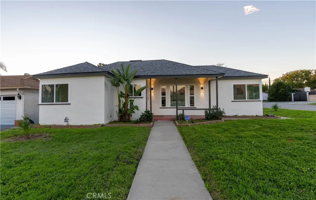 2744 Valencia, San Bernardino, California 92404 home-pic-2