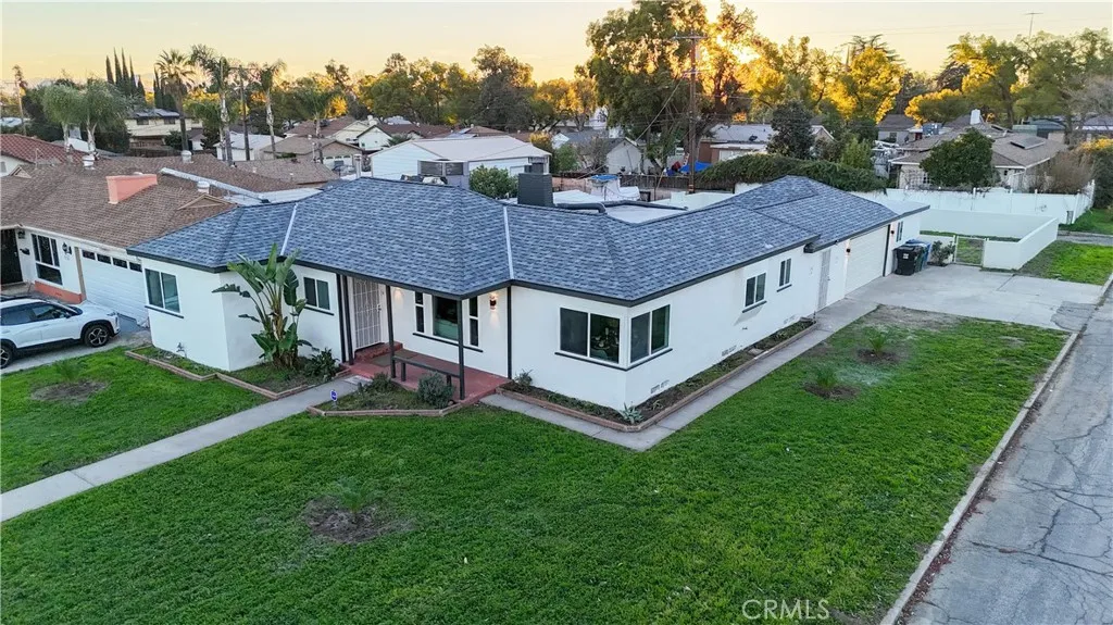 2744 Valencia, San Bernardino, California 92404 home-pic-34