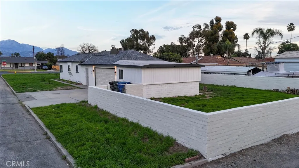 2744 Valencia, San Bernardino, California 92404 home-pic-39