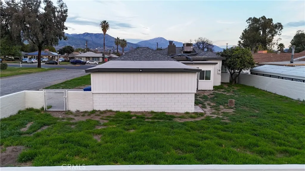 2744 Valencia, San Bernardino, California 92404 home-pic-38