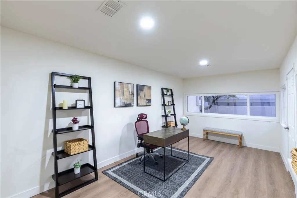2744 Valencia, San Bernardino, California 92404 home-pic-23