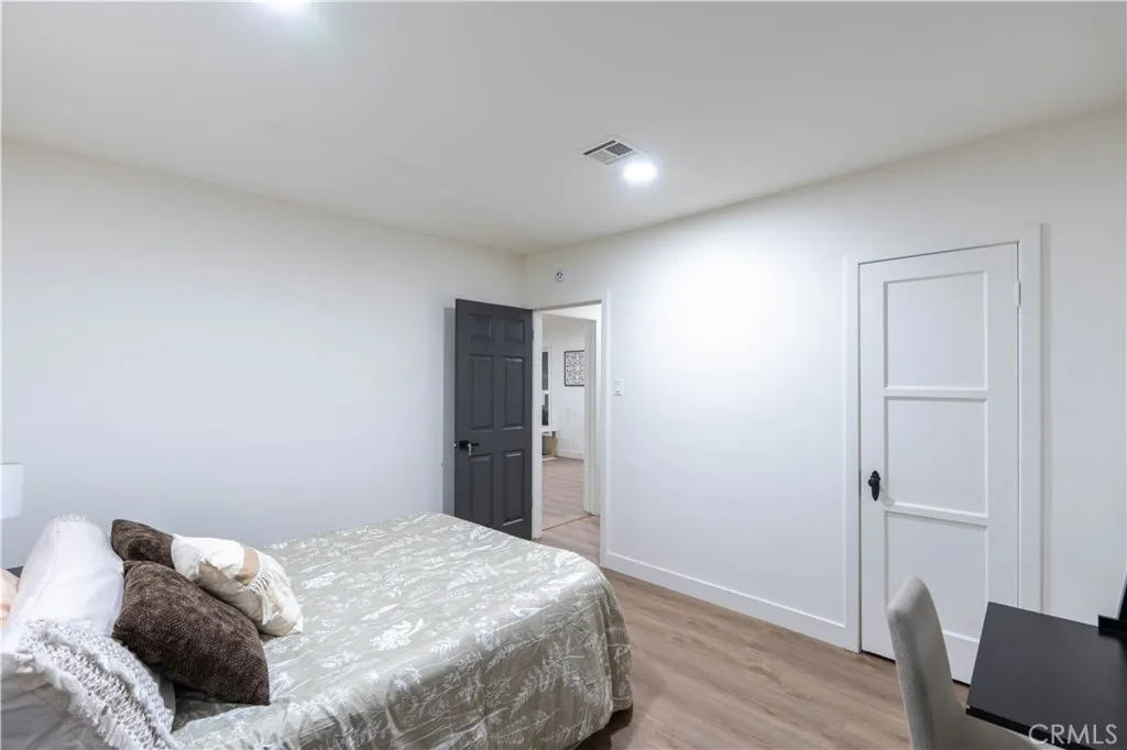 2744 Valencia, San Bernardino, California 92404 home-pic-21