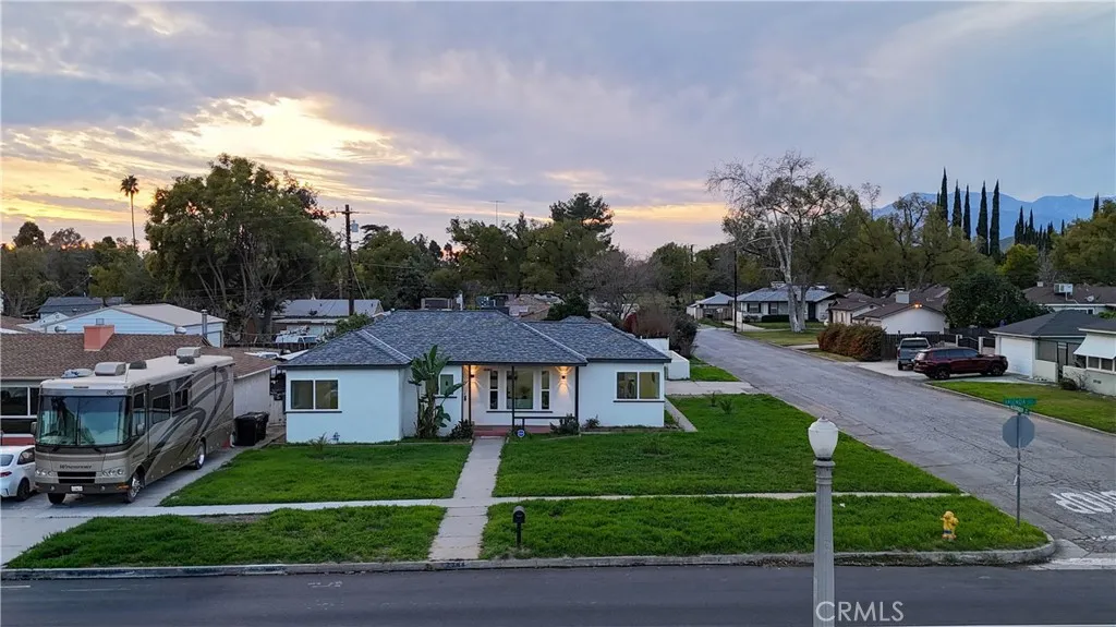 2744 Valencia, San Bernardino, California 92404 home-pic-42