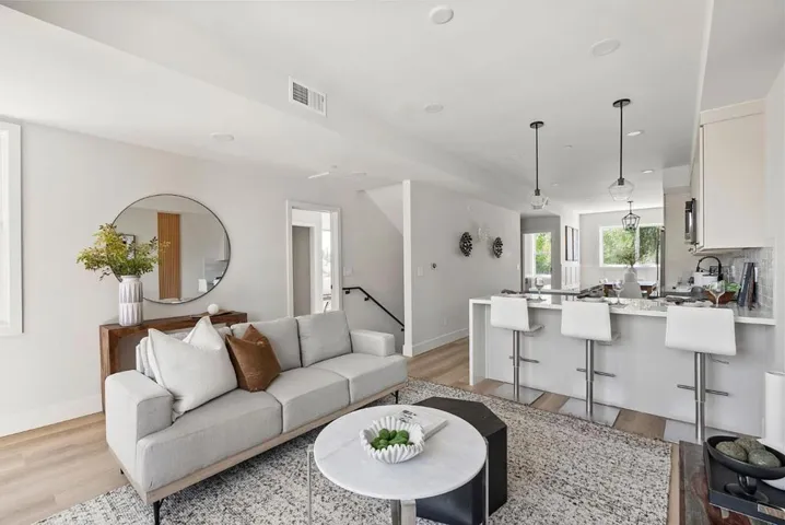 523 Union Avenue, Campbell, California 95008
