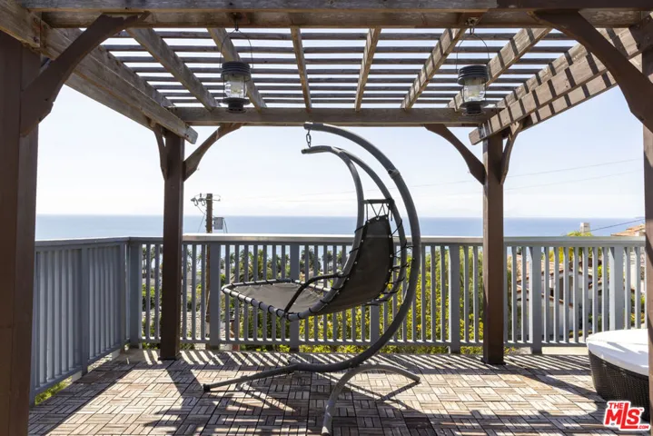 Primary suite off second level