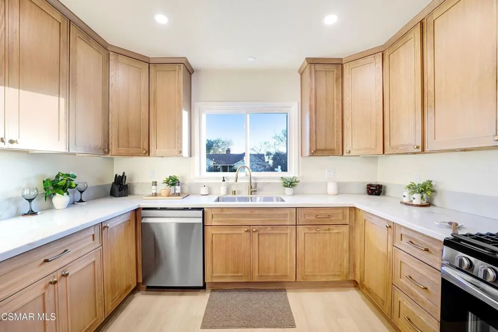 6113 Kifisia Way, Fair Oaks, CA 95628 home-pic-6