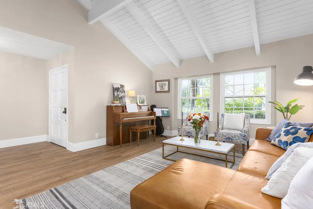 4374 Camphor Avenue, Yorba Linda, California 92886 home-pic-4
