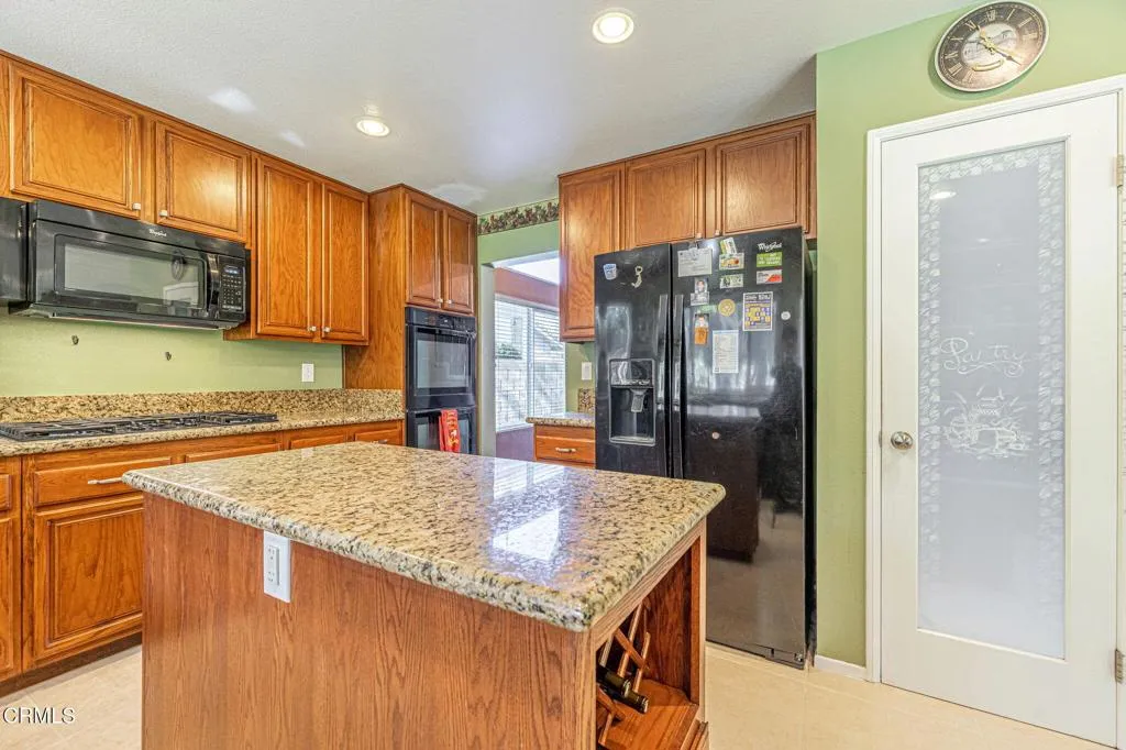 5764 Fox Court, Quartz Hill, California 93536 home-pic-18