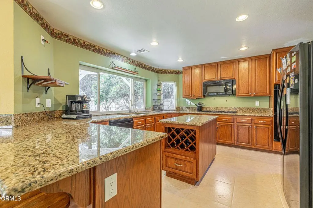 5764 Fox Court, Quartz Hill, California 93536 home-pic-17