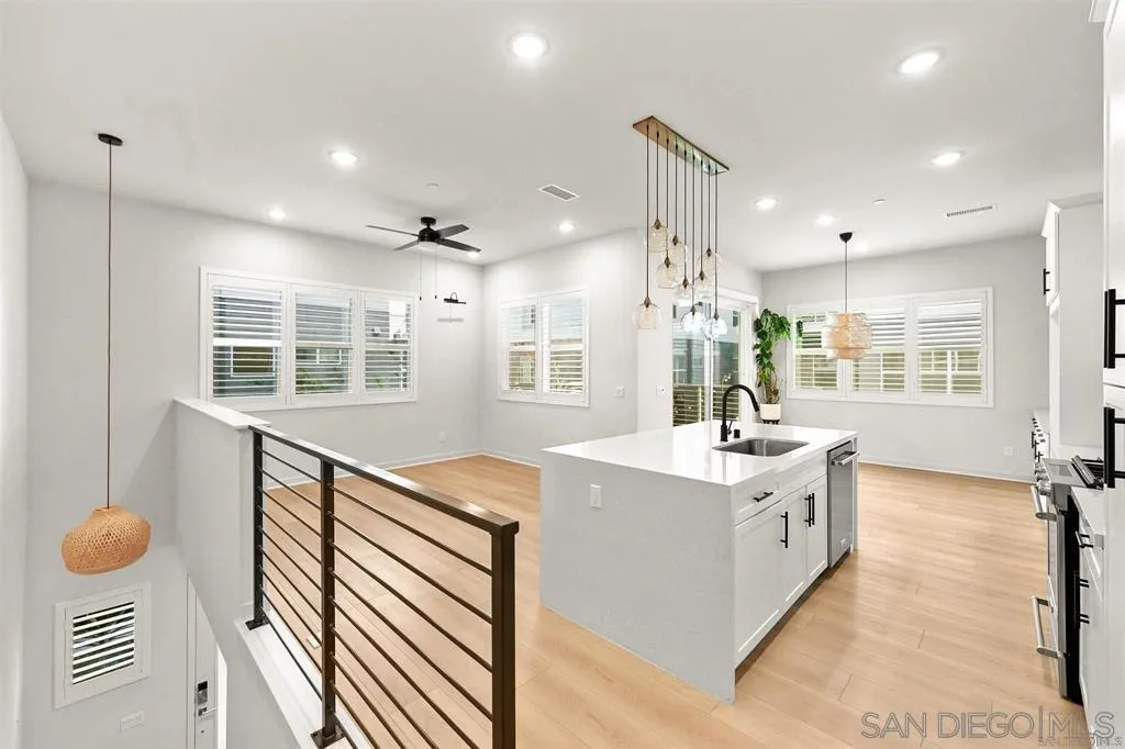 3001 Bravo Loop 2, Chula Vista, California 91915 home-pic-1