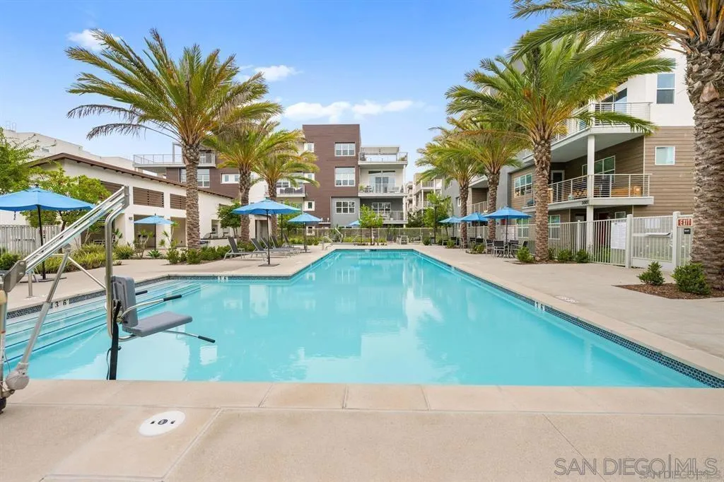 3001 Bravo Loop 2, Chula Vista, California 91915 home-pic-24