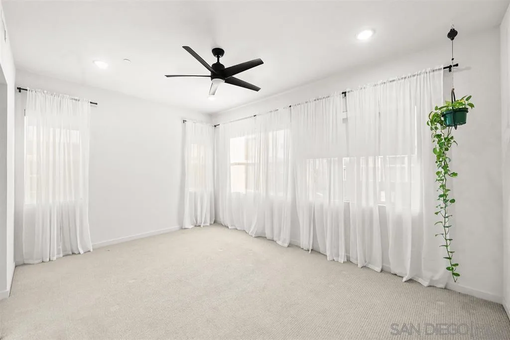 3001 Bravo Loop 2, Chula Vista, California 91915 home-pic-5