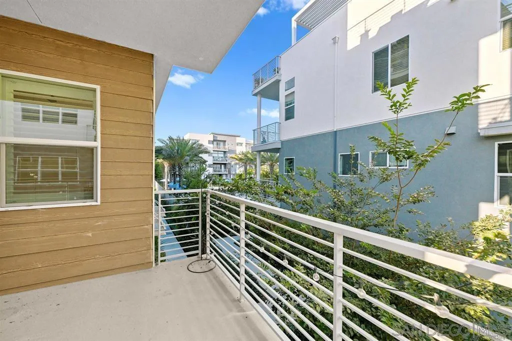 3001 Bravo Loop 2, Chula Vista, California 91915 home-pic-16