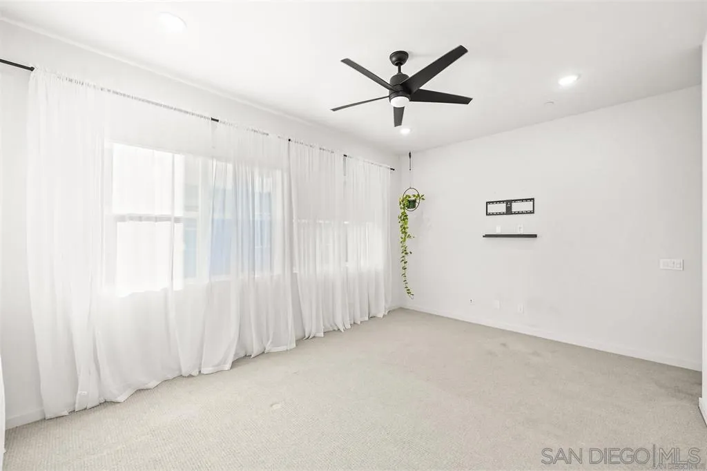 3001 Bravo Loop 2, Chula Vista, California 91915 home-pic-7