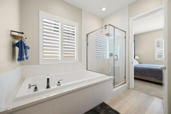 390_Rose_St-Primary Bathroom