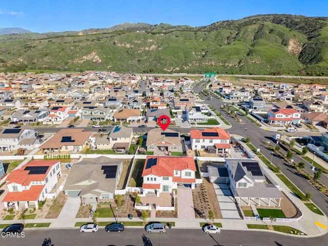 390_Rose_St-Looking North