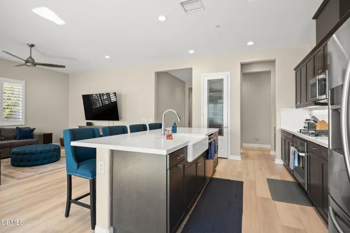 390_Rose_St-Open Kitchen