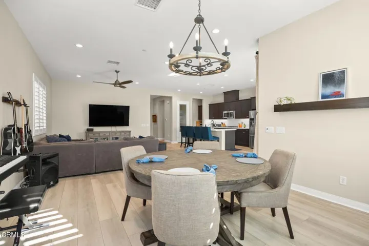 390_Rose_St-Open Living Space