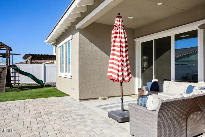 390_Rose_St-Covered Patio