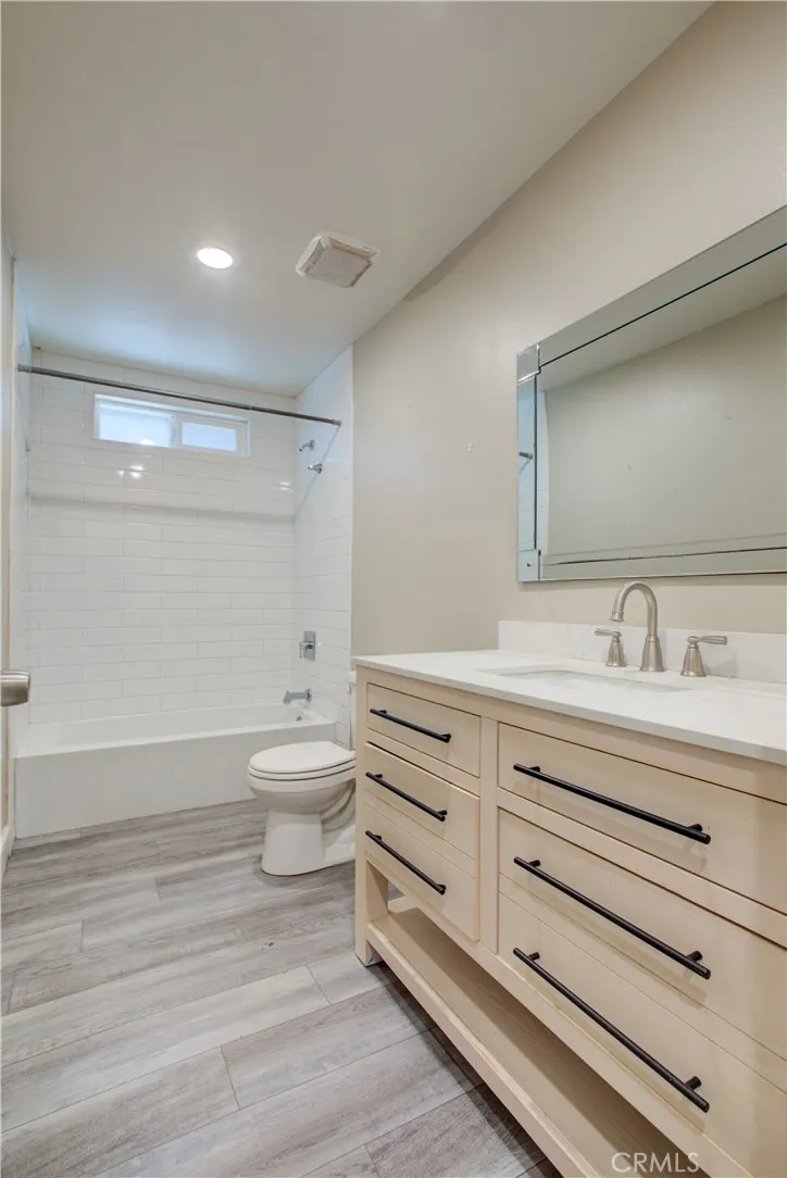 8822 Globe Avenue, Dos Palos, California 93620 home-pic-10