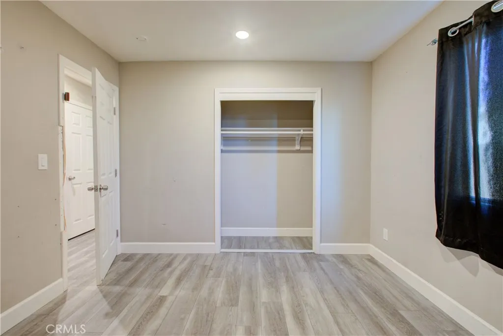 8822 Globe Avenue, Dos Palos, California 93620 home-pic-15