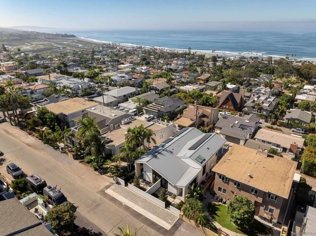 2258 Cambridge Ave, Cardiff By The Sea, California 92007 home-pic-24