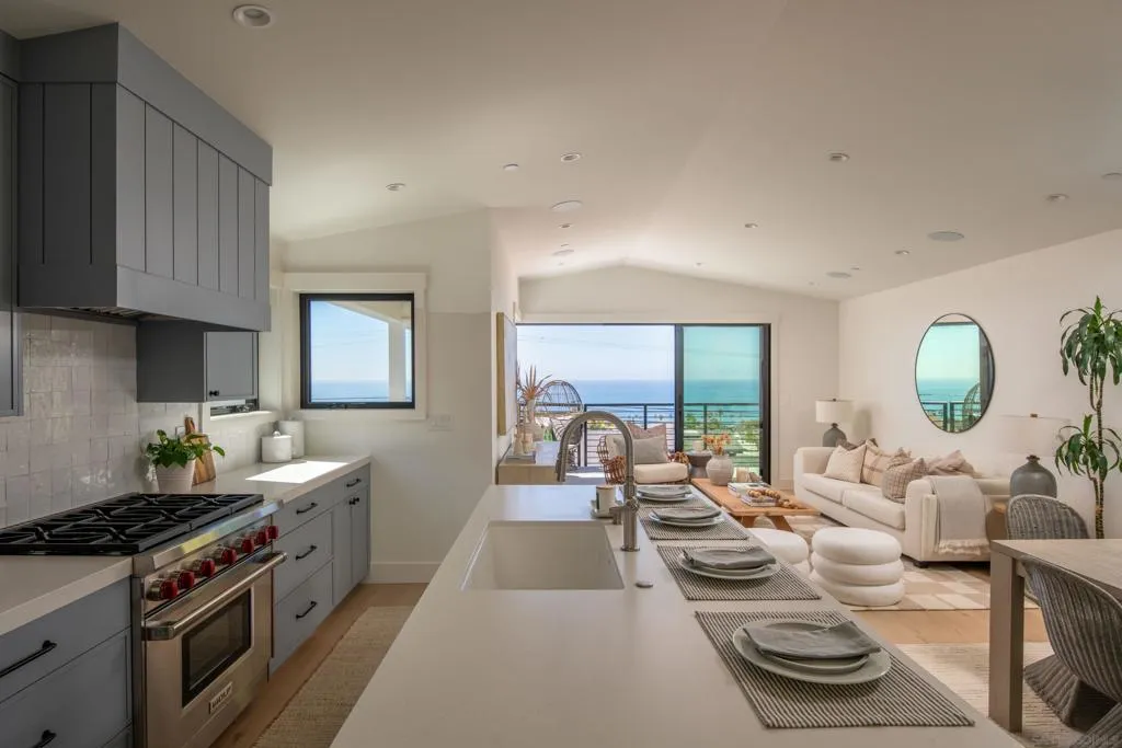 2258 Cambridge Ave, Cardiff By The Sea, California 92007 home-pic-8