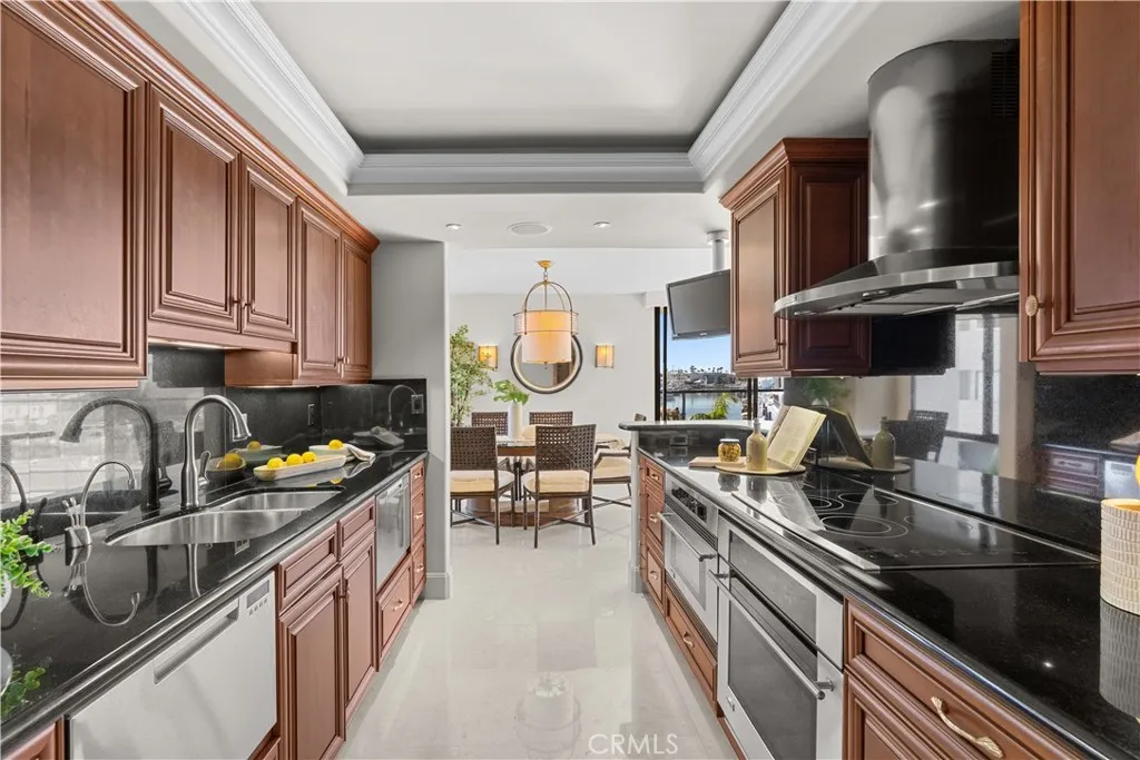 601 Lido Park Drive 1e, Newport Beach, California 92663 home-pic-6
