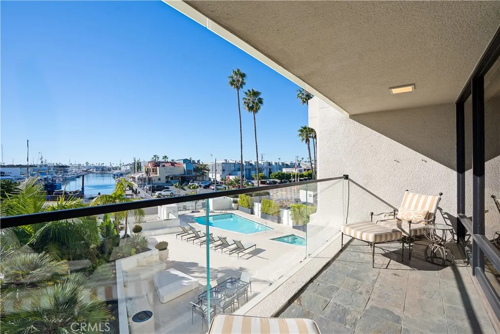 601 Lido Park Drive 1e, Newport Beach, California 92663 home-pic-2