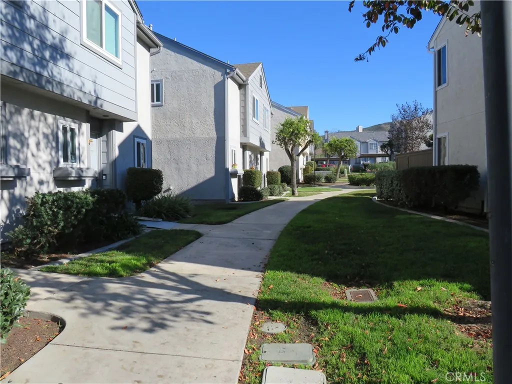 2551 Kings View, Spring Valley, California 91977 home-pic-26