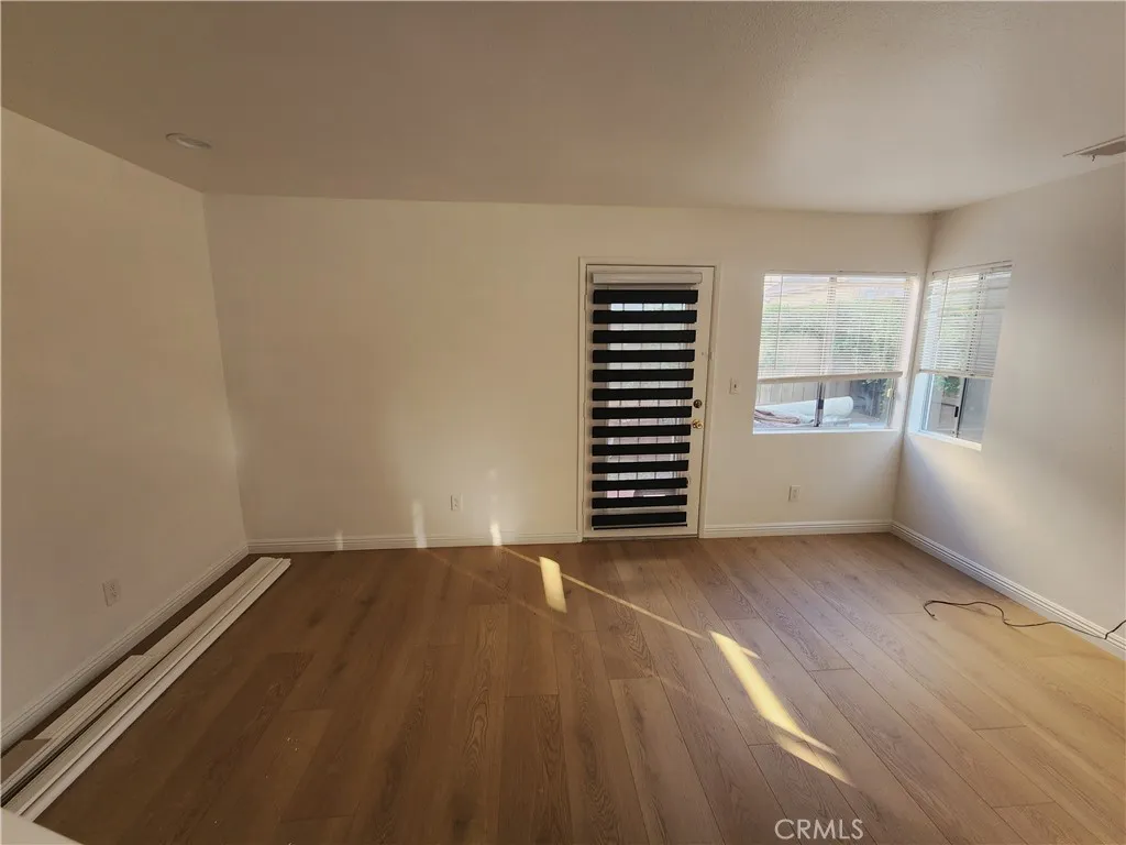 2551 Kings View, Spring Valley, California 91977 home-pic-4