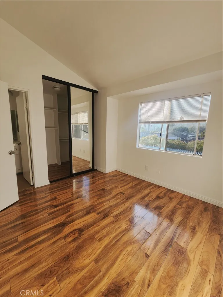 2551 Kings View, Spring Valley, California 91977 home-pic-15