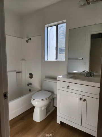 2nd bathroom